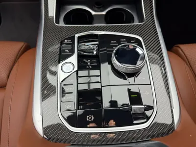 BMW X7 2025, 7951 км, за 124000000 KRW - фото 9