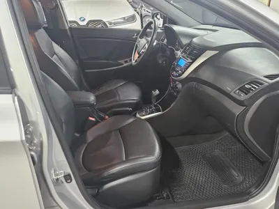 Hyundai Accent 2012, 209189 км, за 2600000 KRW - фото 20