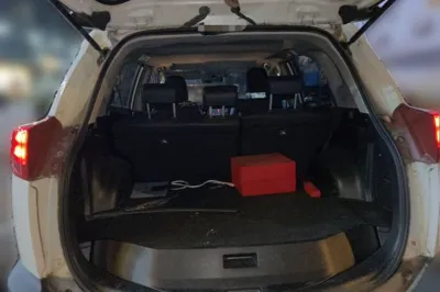 Toyota RAV4 2015, 97400 км, за 48625.87 CNY - фото 19