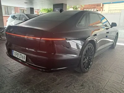 Hyundai Grandeur 2025, 27556 км, за 57290000 KRW