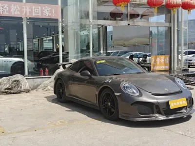 Porsche 911 2013, 68000 км, за 268300 CNY