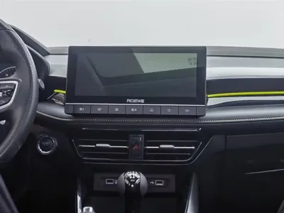 Roewe i5 2021, 40900 км, за 21800 CNY - фото 12