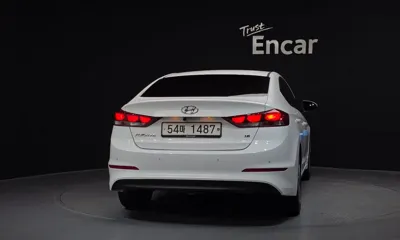 Hyundai Avante 2018, 92231 км, за 10800000 KRW