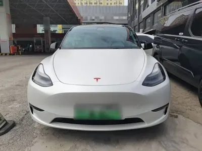 Tesla Model Y 2023, 35800 км, за 226400 CNY