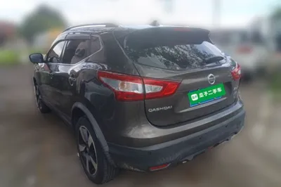 Nissan Qashqai 2017, 106400 км, за 52871.02 CNY