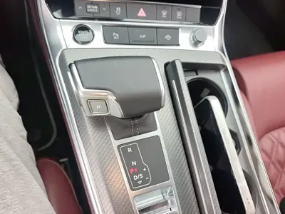 Audi A7L 2025, 7000 км, за 355300 CNY - фото 21