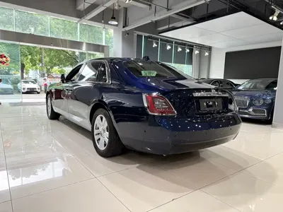 Rolls-Royce Ghost 2022, 32000 км, за 3588000 CNY