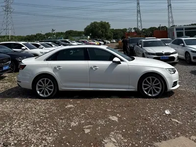 Audi A4L 2017, 90000 км, за 64200 CNY