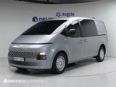 Hyundai Staria · 2025 год