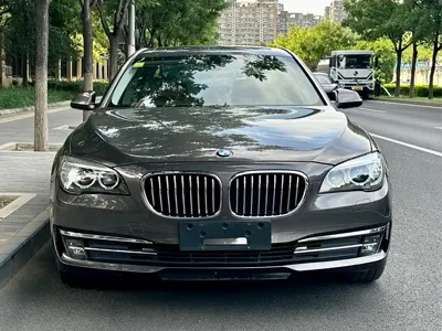 BMW 7 Series 2014, 157000 км, за 98000 CNY