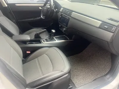 Qoros Qoros 3 2016, 73000 км, за 23800 CNY - фото 8