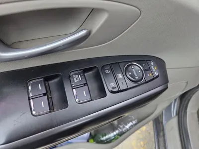 Kia Canival 2017, 81000 км, за 8800000 KRW - фото 11