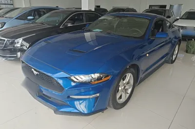 Ford Mustang · 2018 год