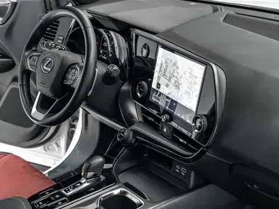 Lexus NX 2023, 41000 км, за 173800 CNY - фото 20