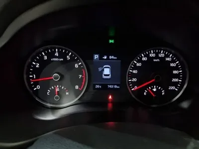 Kia Stonic 2020, 74316 км, за 12500000 KRW - фото 6