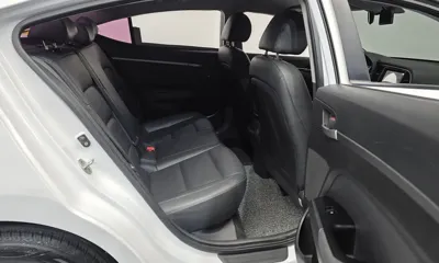 Hyundai Avante 2016, 108114 км, за 7900000 KRW - фото 12