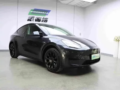Tesla Model Y 2024, 37500 км, за 188700 CNY