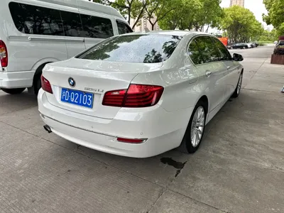 BMW 5 Series 2017, 91000 км, за 88800 CNY