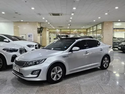 Kia K5 · 2014 год