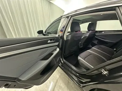 Volkswagen Lamando 2023, 27000 км, за 133000 CNY - фото 9