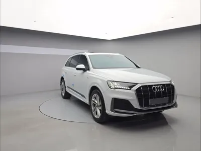 Audi Q7 2021, 87650 км, за 49500000 KRW