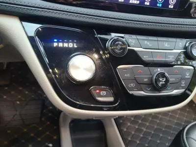 Chrysler Grand Voyager PHEV 2019, 27799 км, за 148888.57 CNY - фото 15