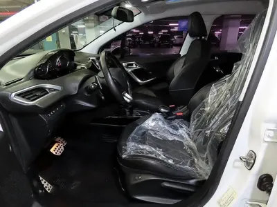 Peugeot 2008 2015, 109774 км, за 3400000 KRW - фото 6