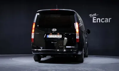 Hyundai Staria 2025, 28593 км, за 27900000 KRW