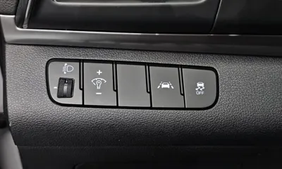 Hyundai Avante 2020, 71825 км, за 12700000 KRW - фото 14
