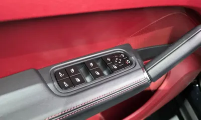 Porsche Cayenne 2020, 25782 км, за 87000000 KRW - фото 34