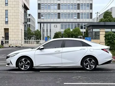 Hyundai Elantra 2021, 35000 км, за 52800 CNY - фото 7
