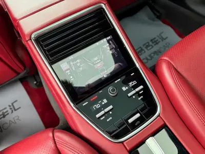 Porsche Panamera 2021, 26000 км, за 598000 CNY - фото 26