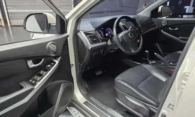KG_Mobility_Ssangyong KORANDO 2015, 177820 км, за 3900000 KRW - фото 11