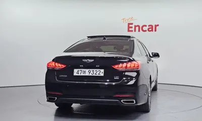 Hyundai Genesis 2015, 147227 км, за 12500000 KRW