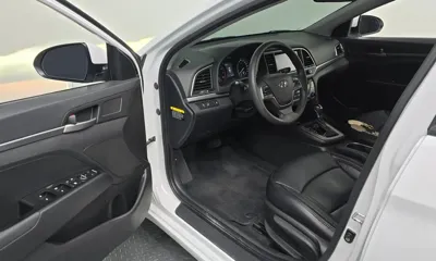 Hyundai Avante 2018, 108412 км, за 8500000 KRW - фото 10