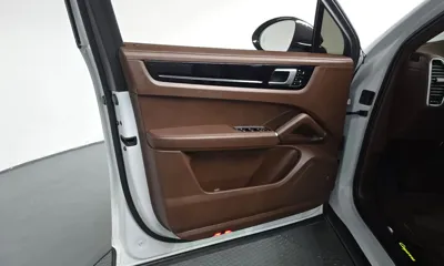 Porsche Cayenne 2021, 48867 км, за 88000000 KRW - фото 28