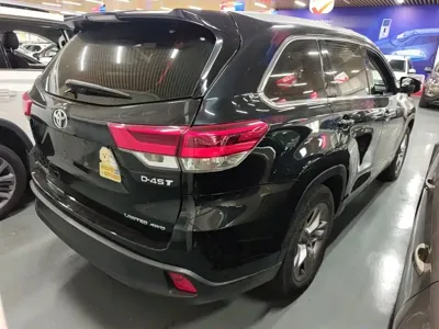 Toyota Highlander 2019, 83400 км, за 125100 CNY - фото 7