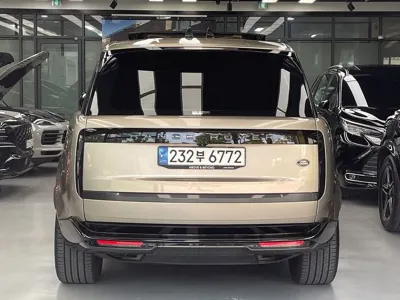 Land Rover Range Rover 2023, 48542 км, за 155000000 KRW
