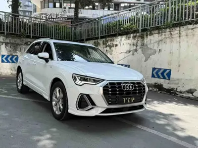 Audi Q3 2020, 46000 км, за 96800 CNY