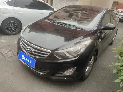 Hyundai Elantra Langdong · 2012 год