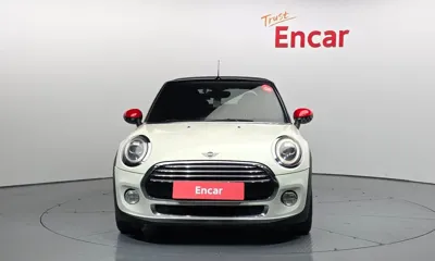 MINI Cooper Convertible 2019, 176098 км, за 9500000 KRW