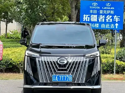 GAC Motor Trumpchi M8 2025, 27000 км, за 168000 CNY