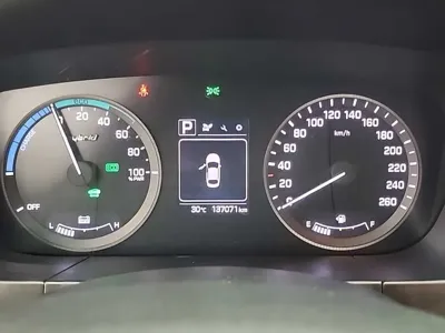 Hyundai Sonata 2015, 137056 км, за 7500000 KRW - фото 6