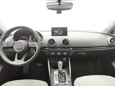 Audi A3 2018, 78000 км, за 45900 CNY - фото 5