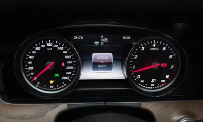 Mercedes-Benz E-Class 2018, 86421 км, за 23950000 KRW - фото 8
