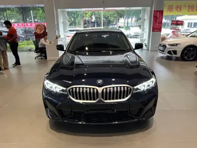 BMW 3 Series 2023, 16000 км, за 249800 CNY