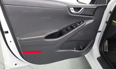 Hyundai Ioniq 2018, 109753 км, за 13500000 KRW - фото 25