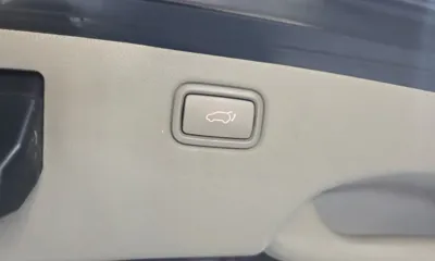 Kia Canival 2016, 98827 км, за 13500000 KRW - фото 27