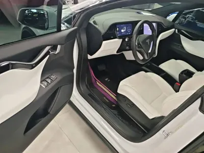 Tesla Model X 2019, 94500 км, за 254300 CNY - фото 16