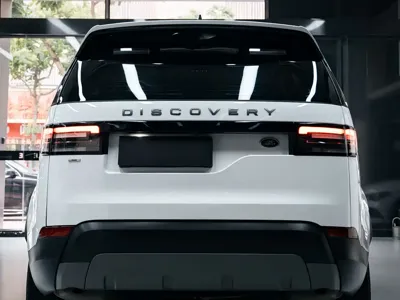 Land Rover Discovery 2019, 90000 км, за 196800 CNY